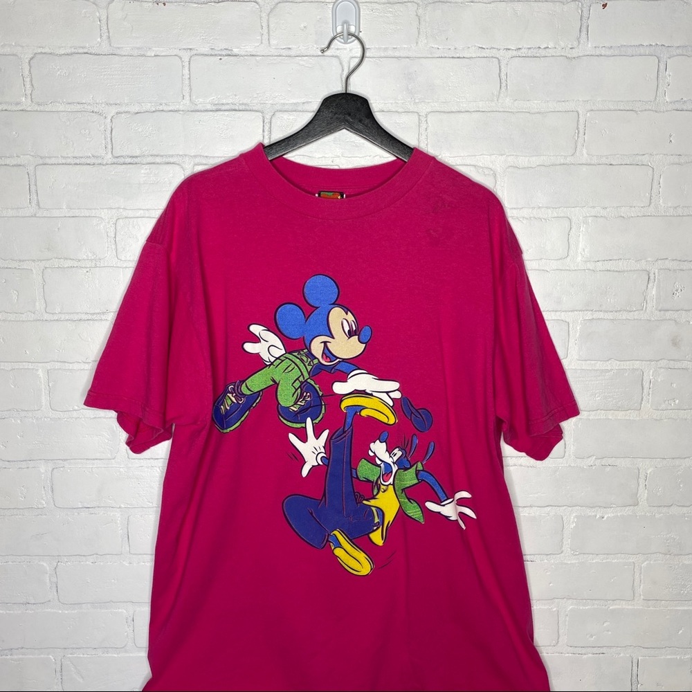 Vintage 90s Mickey Mouse Goofy Disney Pink Shirt.